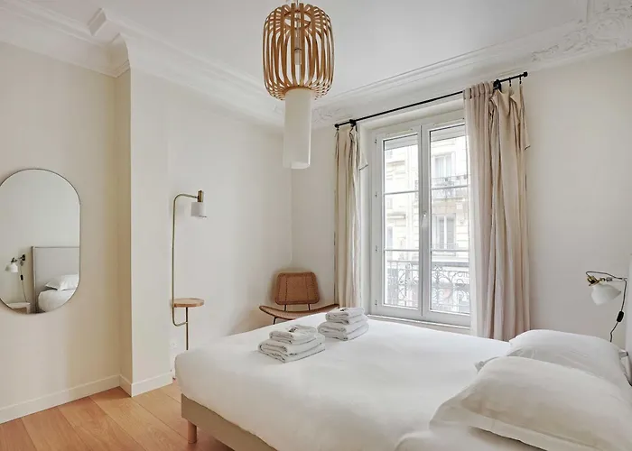 Authentic - 3br-8p - Clignancourt * Paris