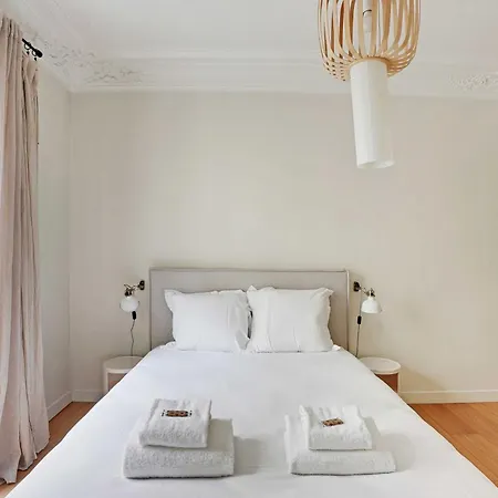 Authentic - 3br-8p - Clignancourt * Париж