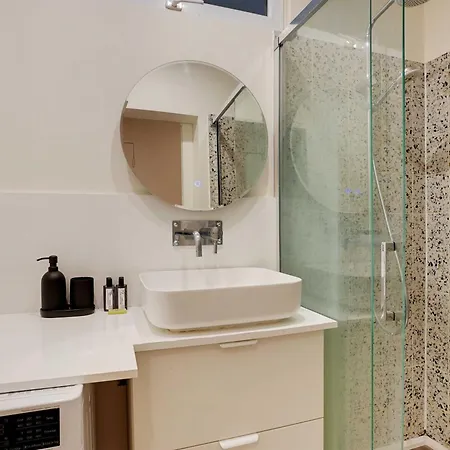Authentic - 3br-8p - Clignancourt * Париж